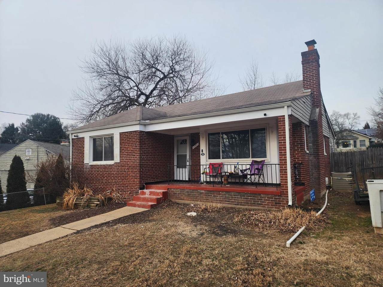 2307 Darrow Street - Photo 1