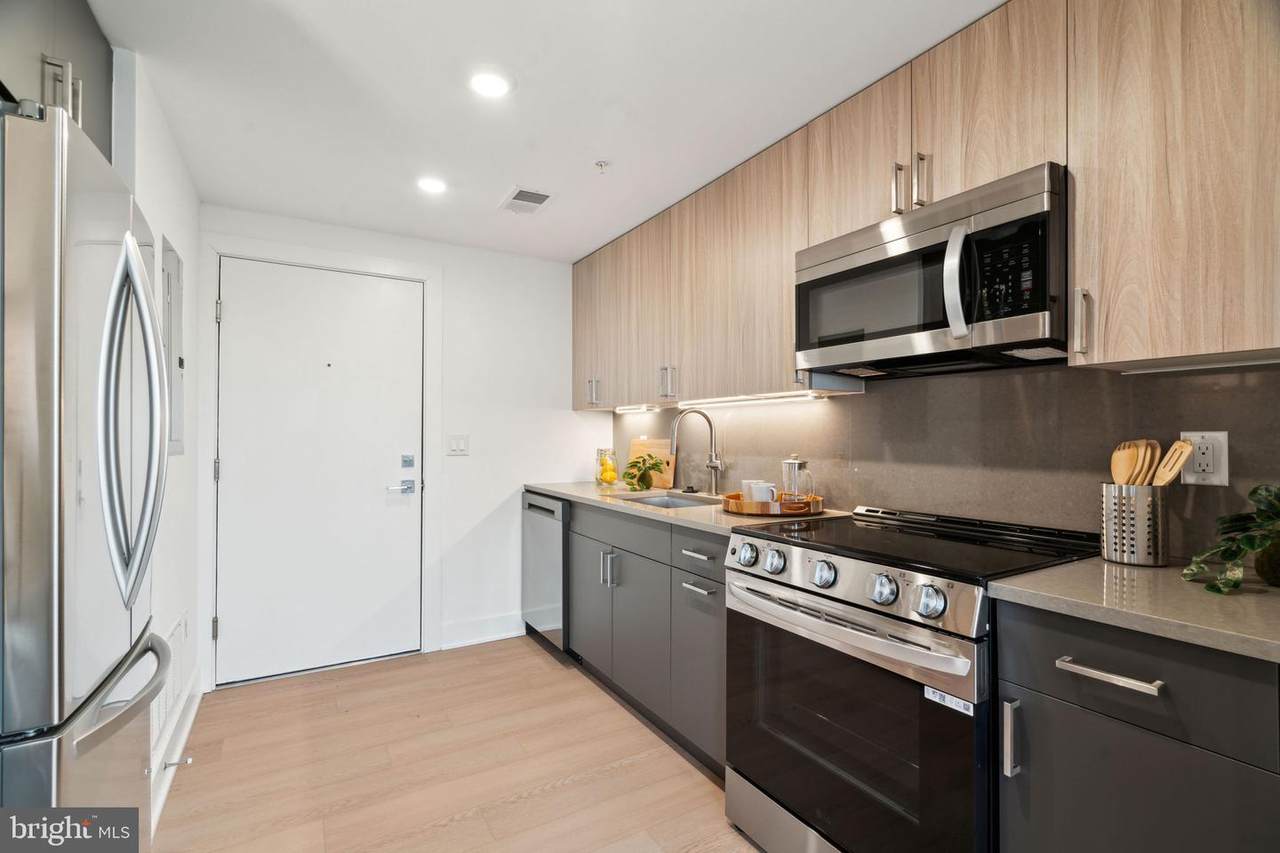 2000 Dreer Street - Photo 1