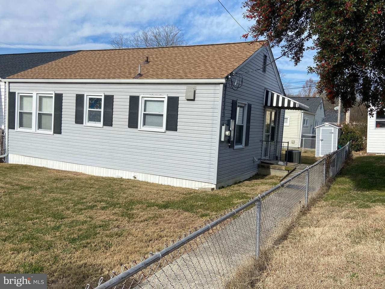 52 Circle Avenue - Photo 1