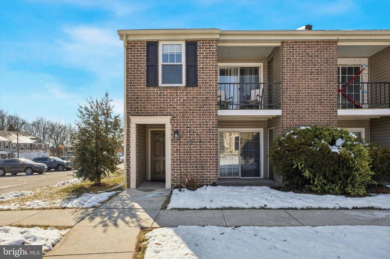 94 Ramsgate Court - Photo 1