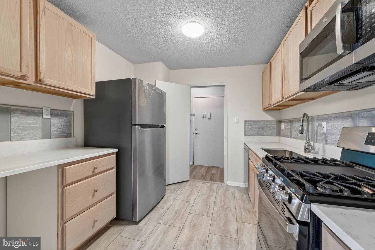 2500 Van Dorn Street - Photo 1