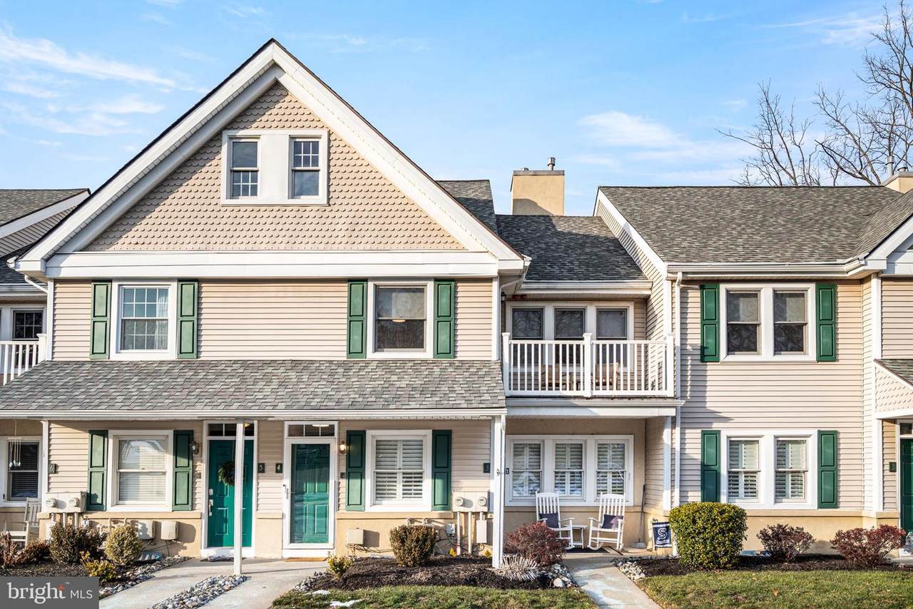 4 Comly Court - Photo 1