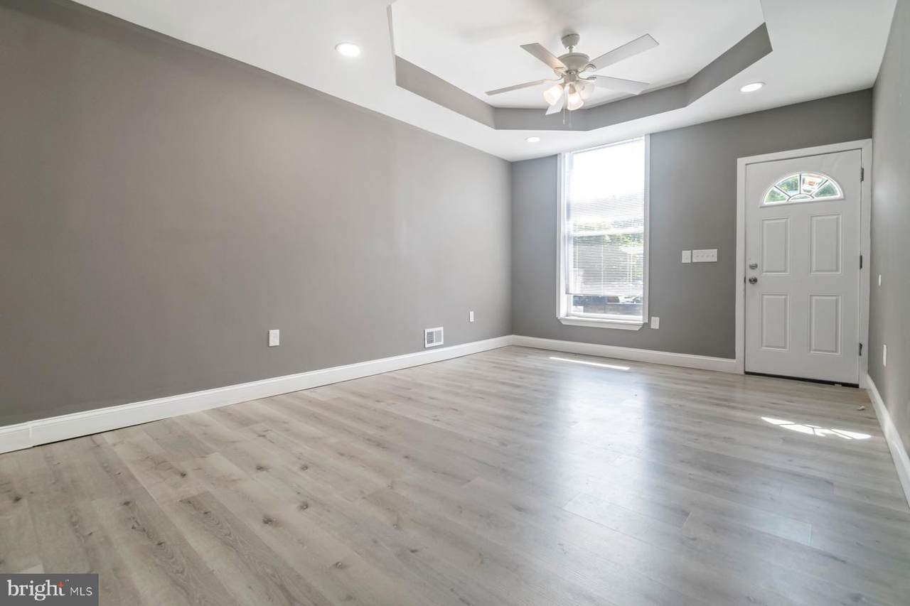 1955 Collington Avenue - Photo 1