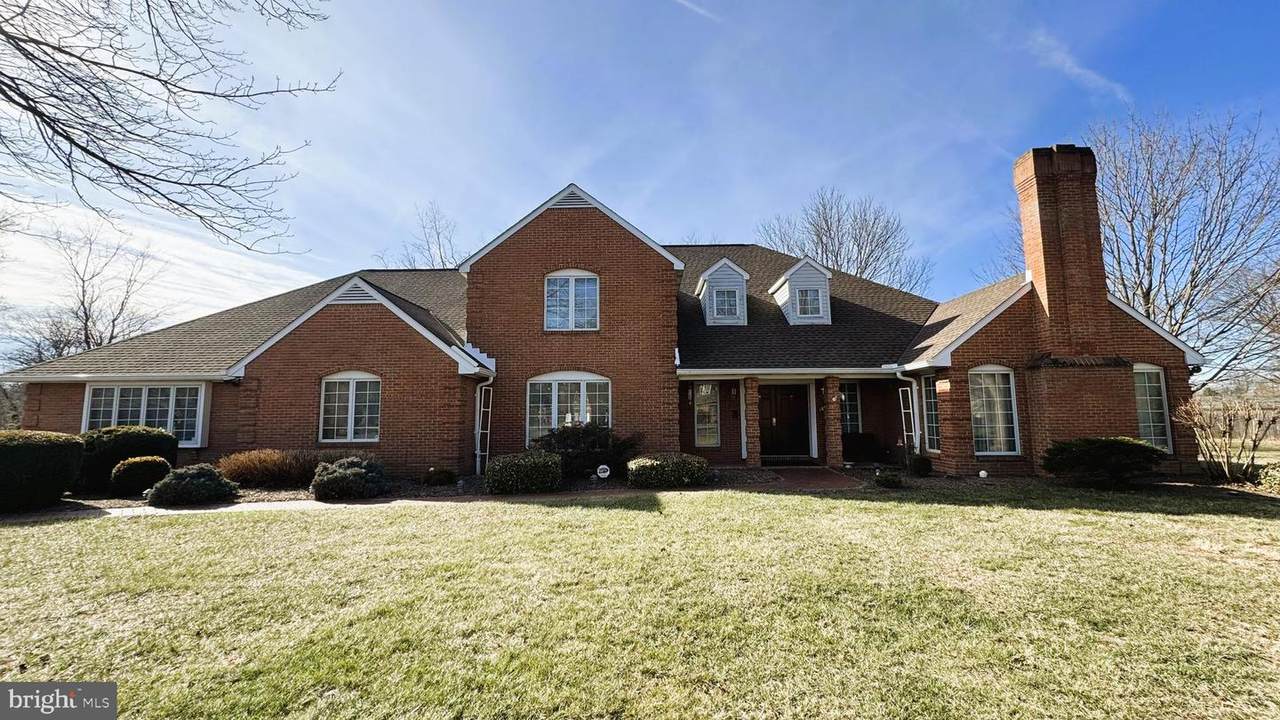 18903 Manchester Drive - Photo 1