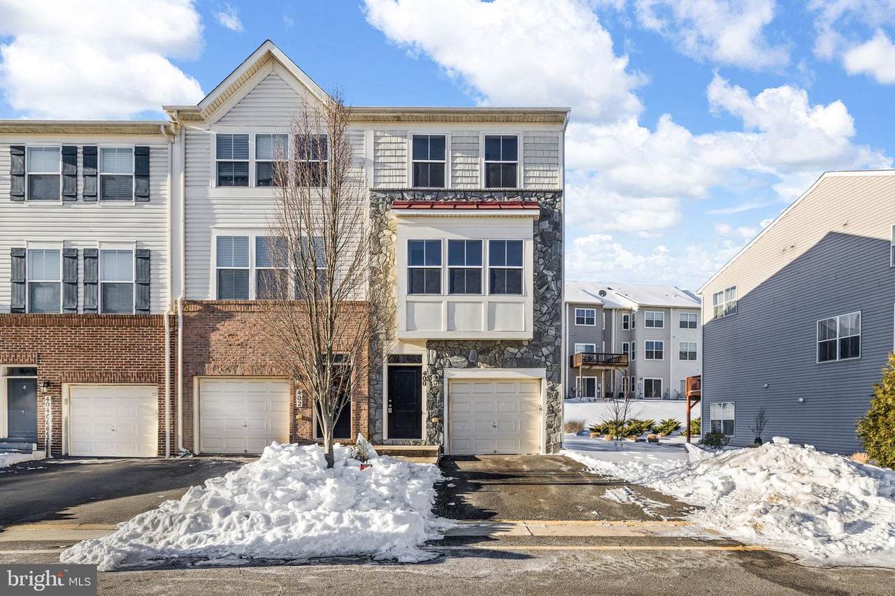 400 Woodstream Circle - Photo 1