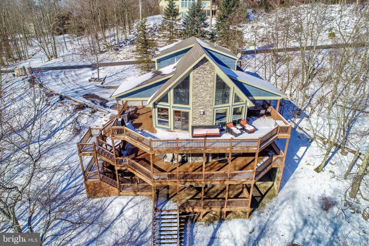 723 Pinnacle Drive - Photo 1