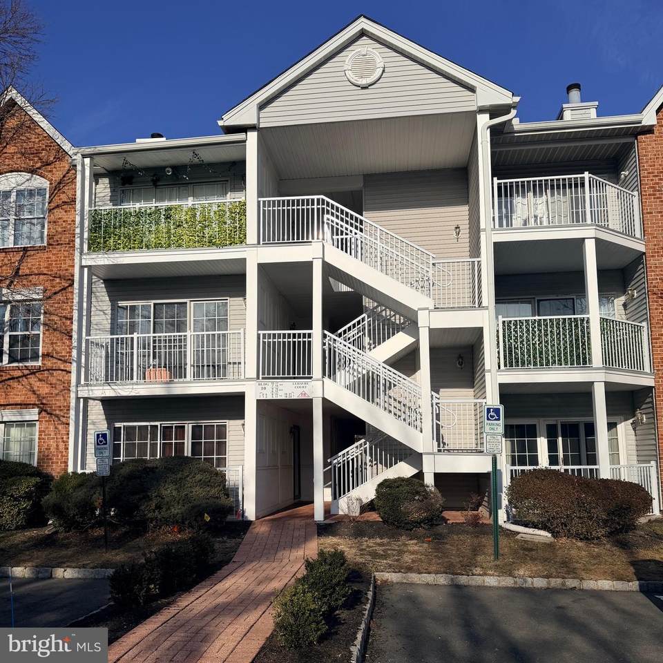 11 Lehavre Court - Photo 1