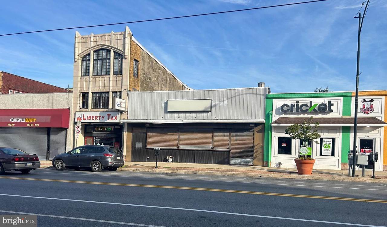 213 Lincoln Highway - Photo 1