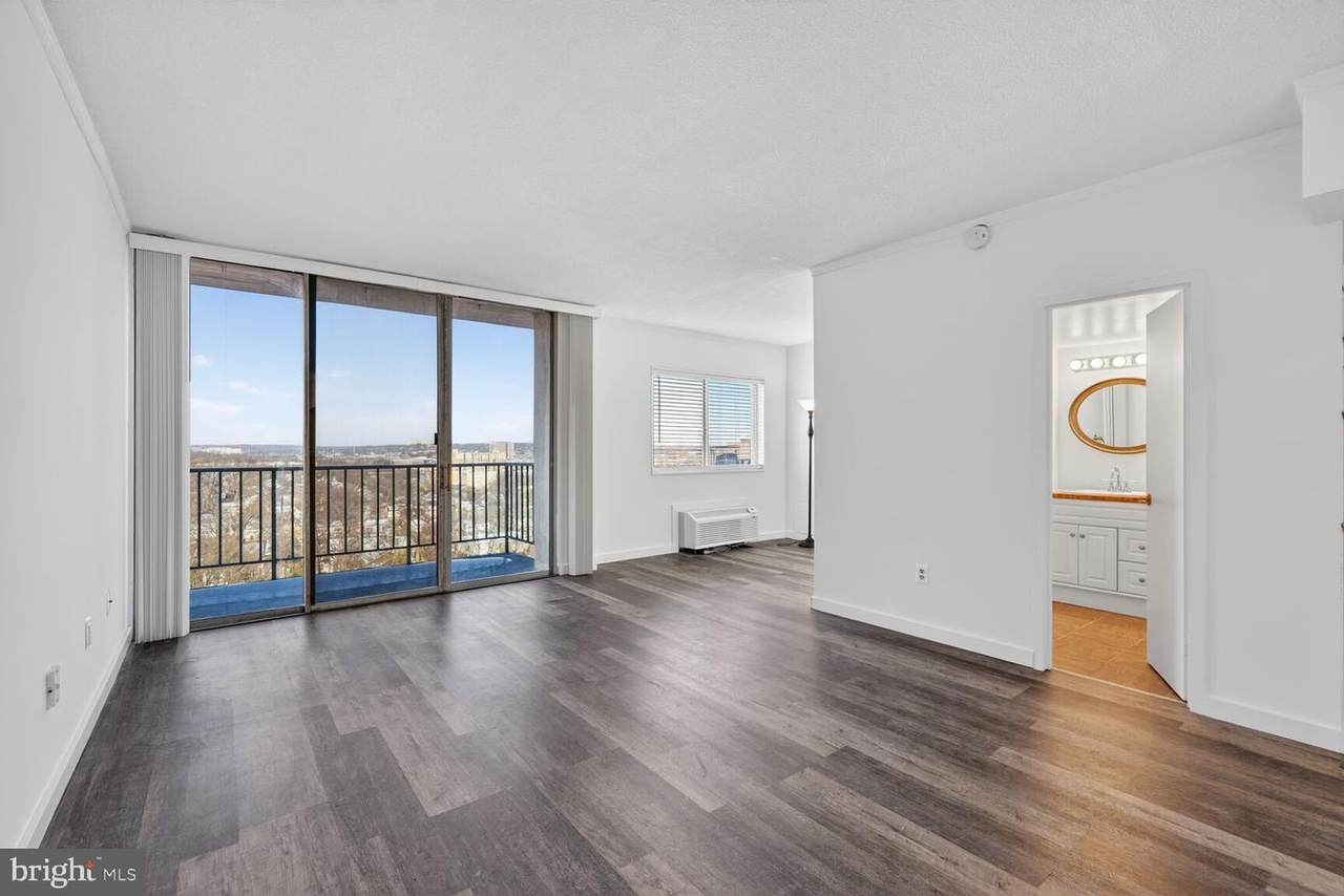 2059 Huntington Avenue - Photo 1