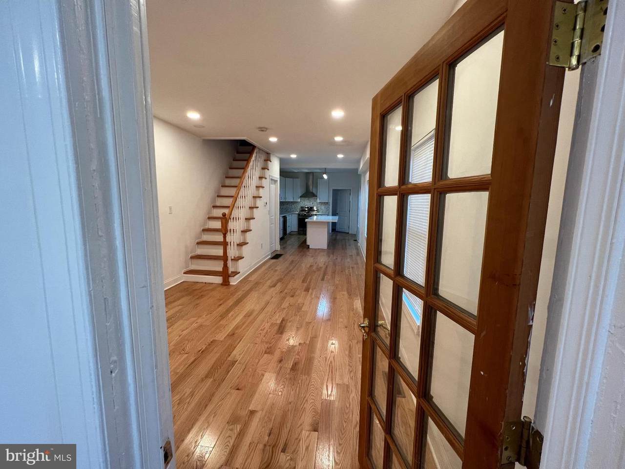 220 Lakeview Avenue - Photo 1