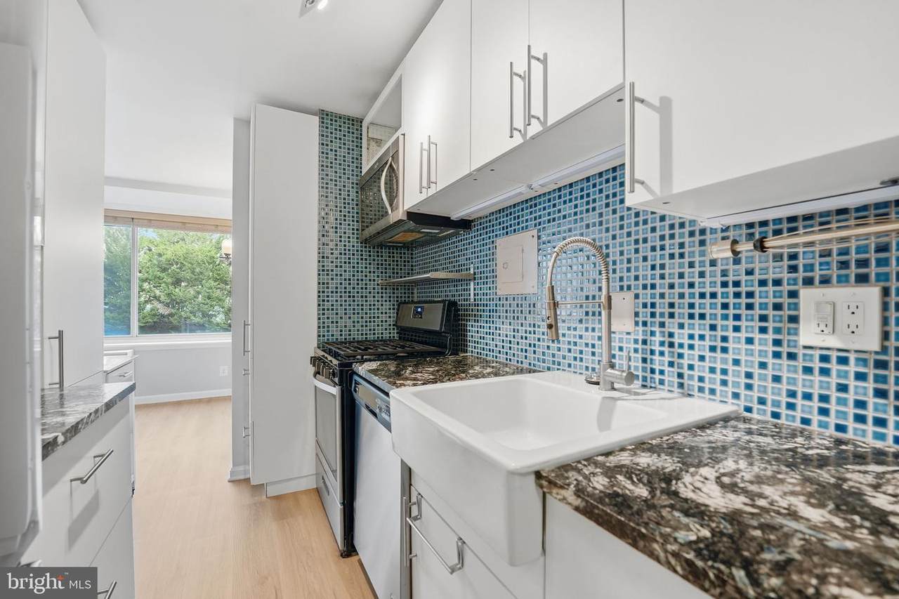 1210 Taft Street - Photo 1