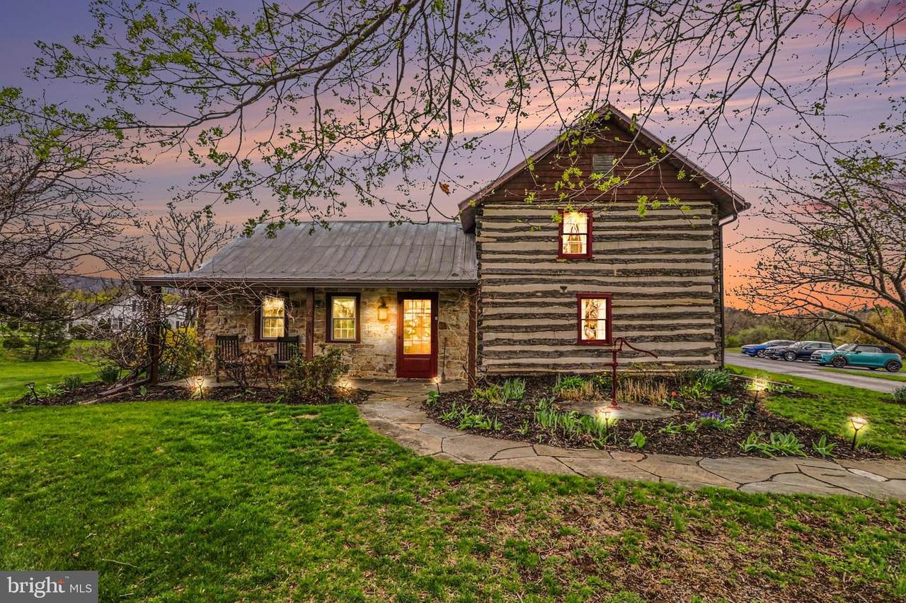 3201 Spring Road - Photo 1