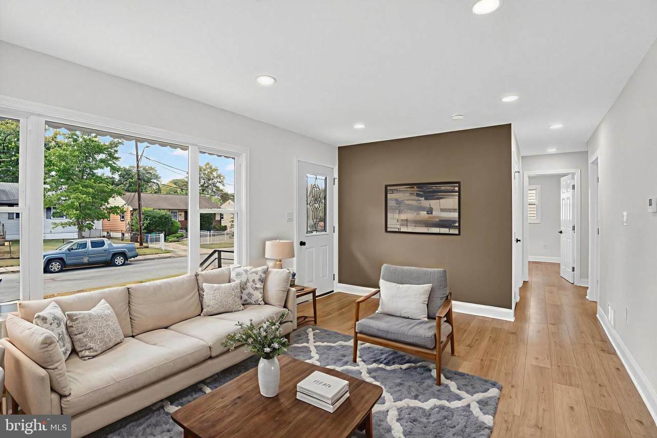 2211 Vermont Avenue - Photo 1