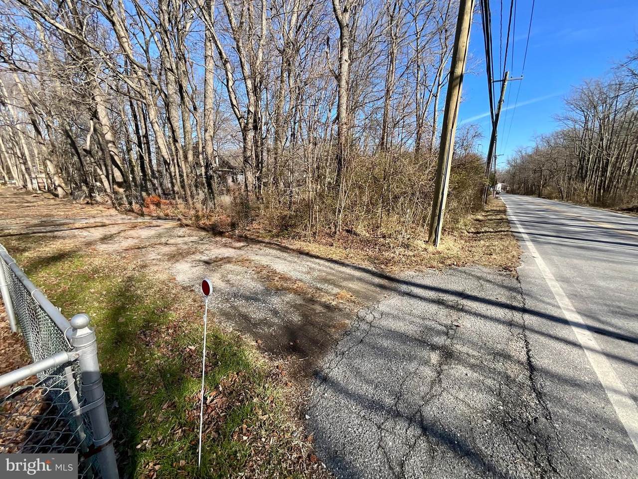  Holly Neck Road - Photo 1