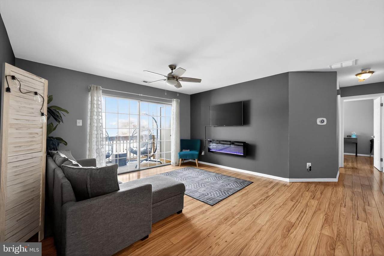 2104 Tanglewood Court - Photo 1