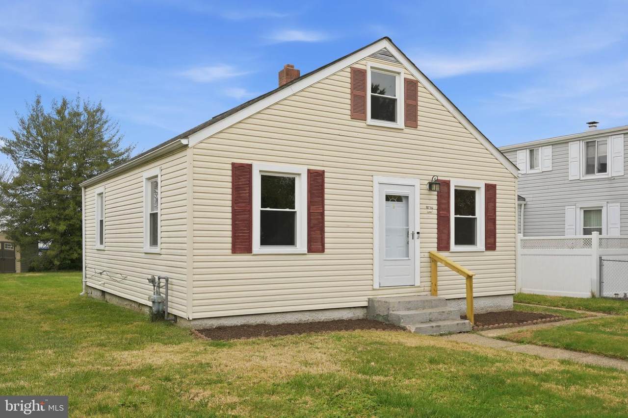 202 Woodwell Road - Photo 1