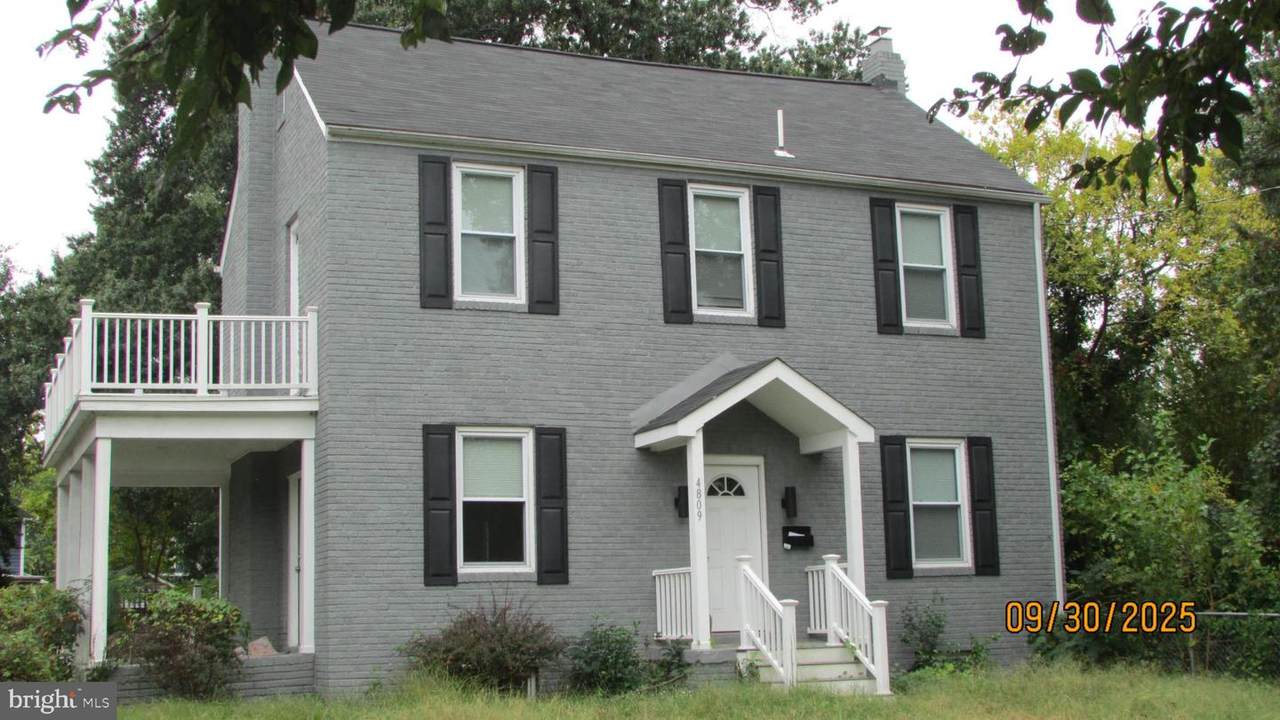 4809 Sheridan Street - Photo 1