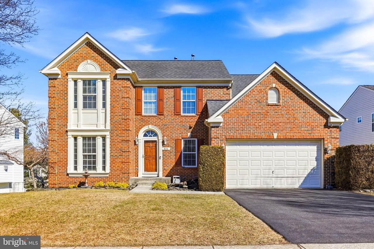 834 Crystal Palace Court - Photo 1