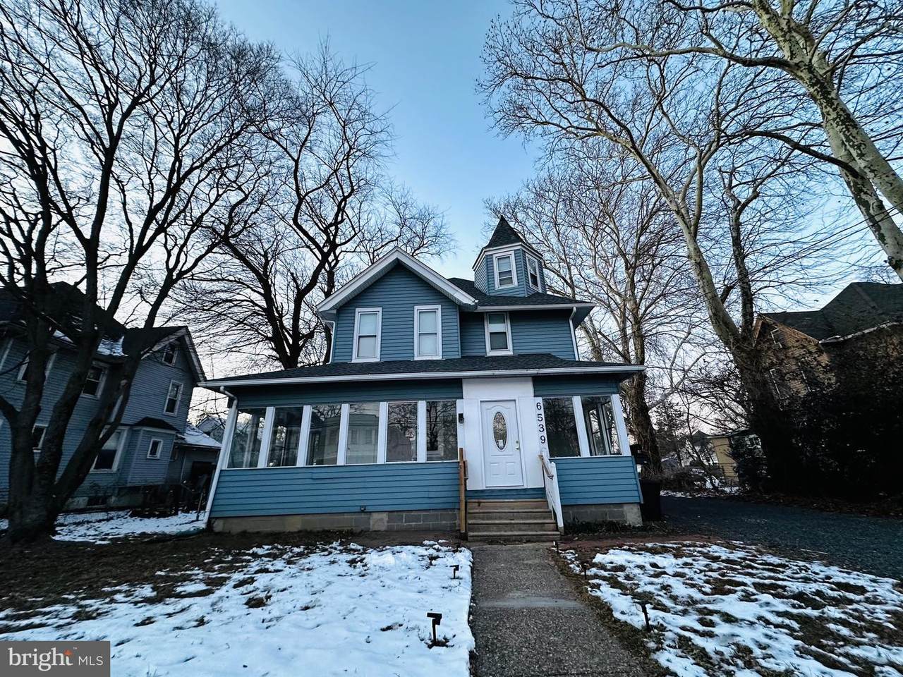 6539 Park Avenue - Photo 1