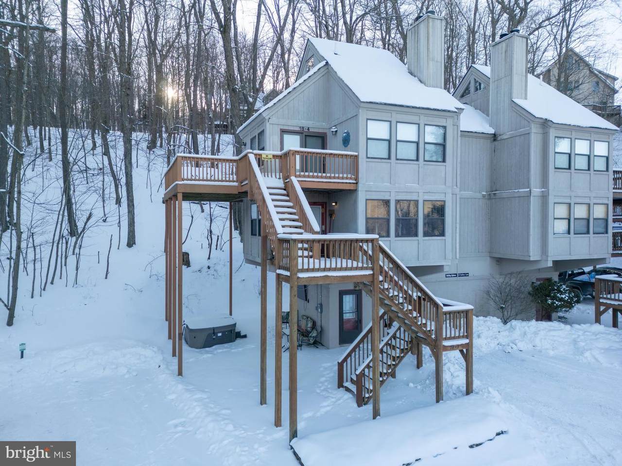 127 Jeffrey Lane - Photo 1