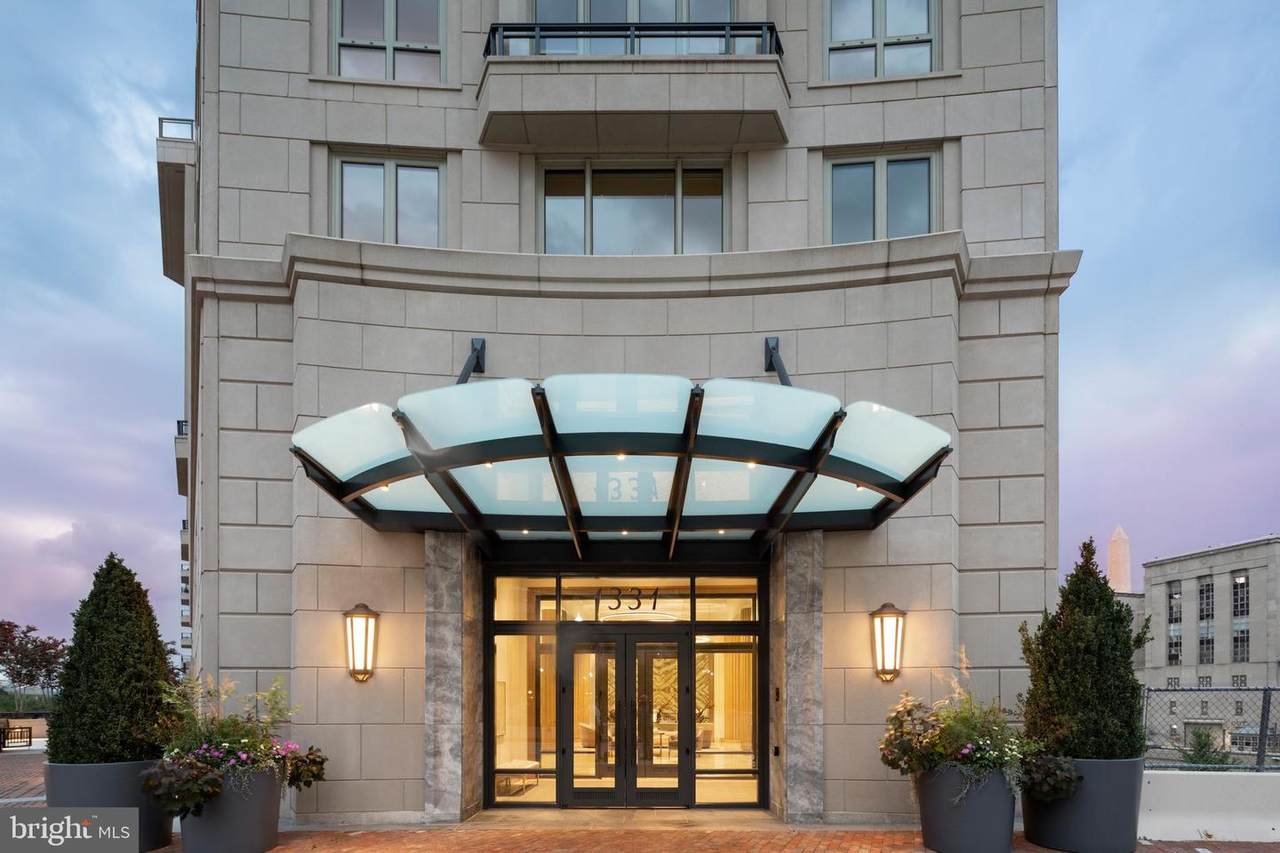 1331 Maryland Ave - Photo 1