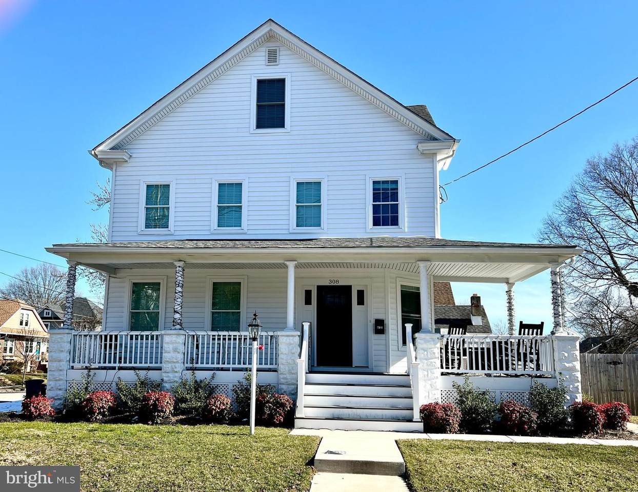 308 Cooper - Photo 1