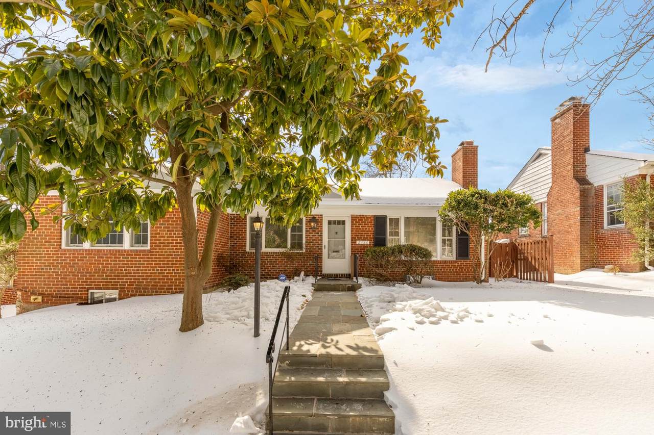 2736 Stephenson Lane - Photo 1