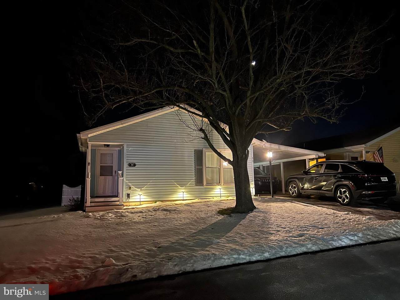 33 Westview Terrace - Photo 1