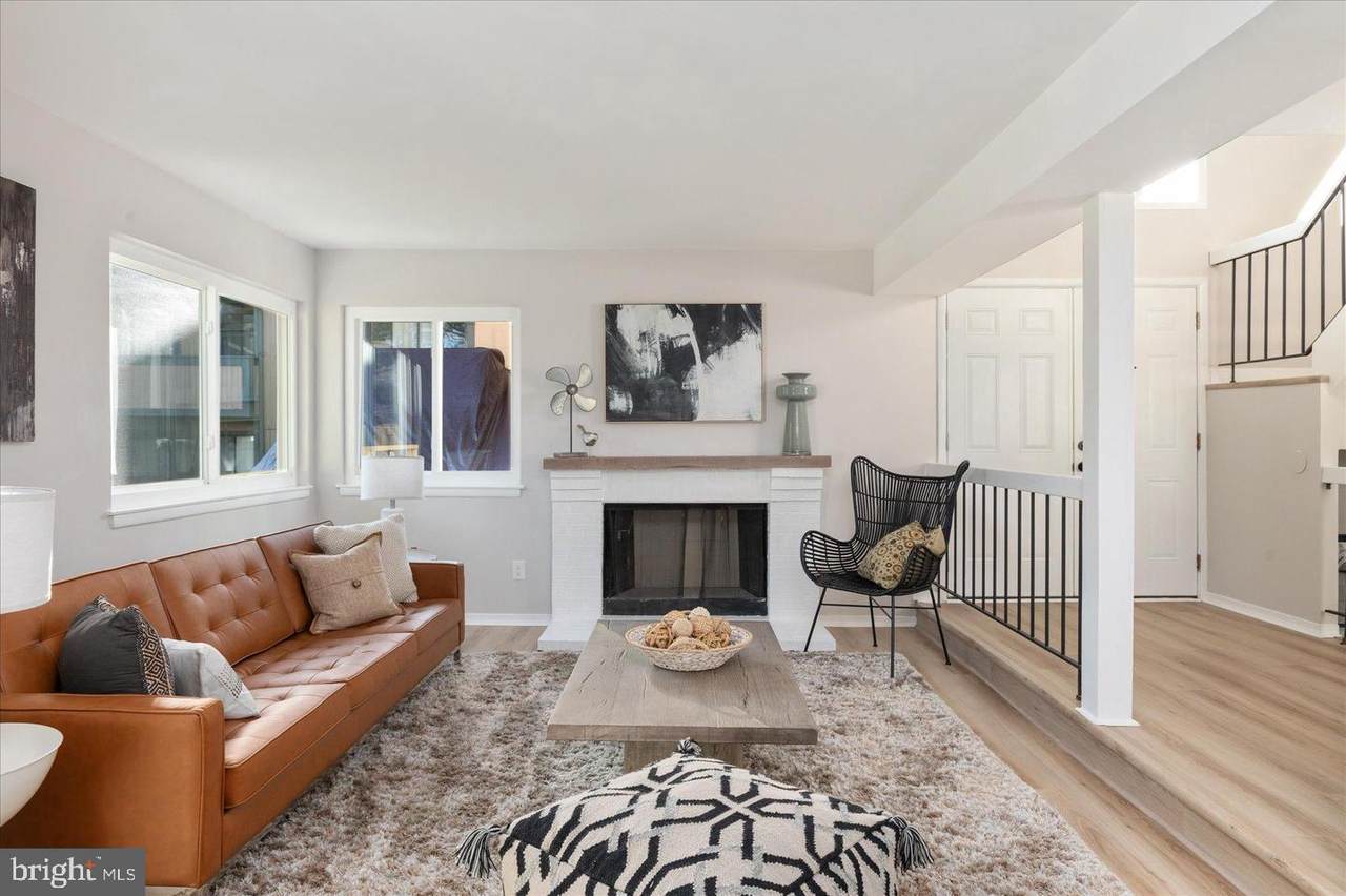 18473 Stone Hollow Drive - Photo 1