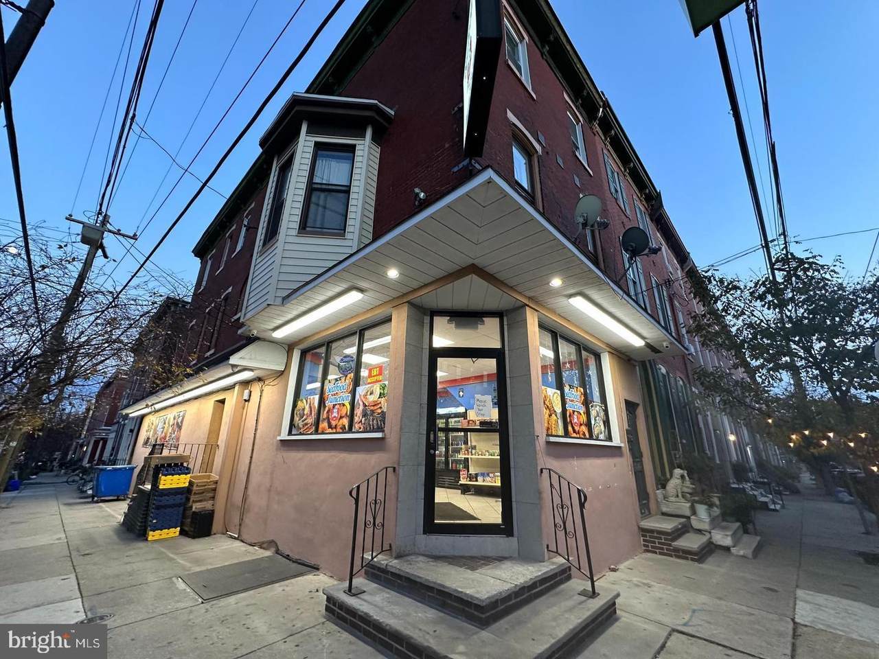 873 26TH Street - Photo 1