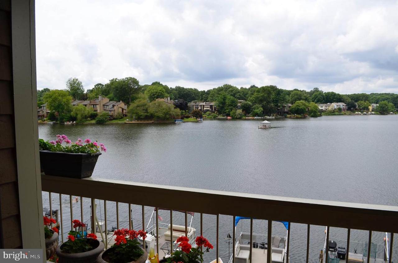 11162 Harbor Court - Photo 1