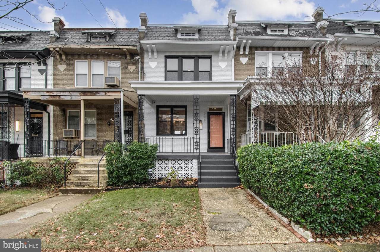 728 Ingraham Street - Photo 1