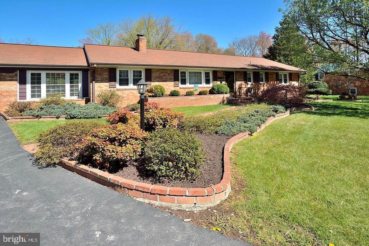 4902 Pole Road - Photo 1