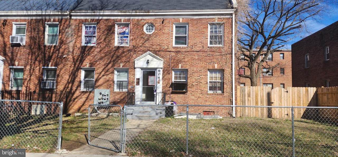 604 Mellon Street - Photo 1