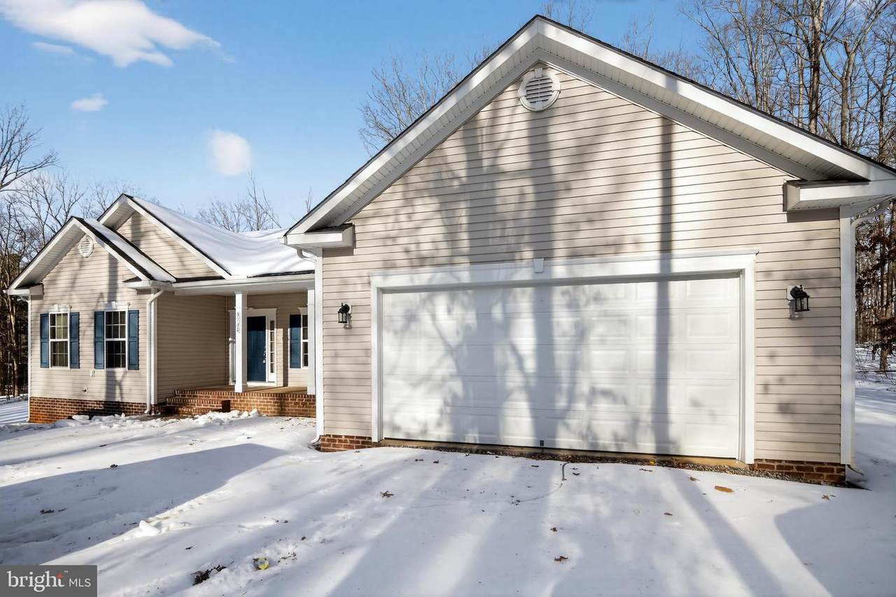 3130 Travis Lane - Photo 1