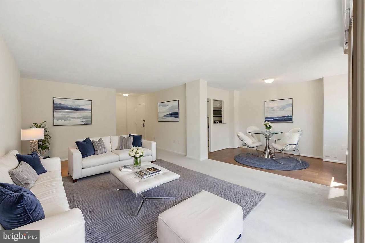 2059 Huntington Avenue - Photo 1