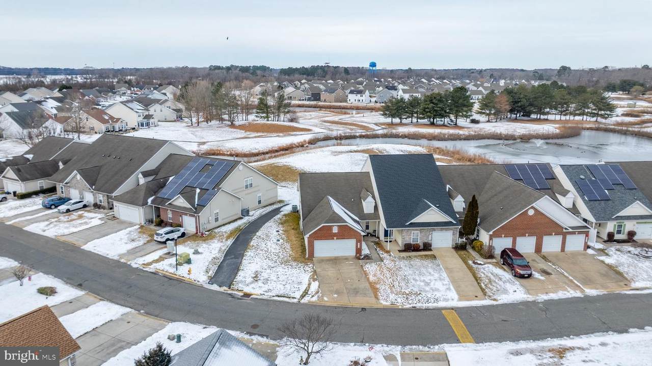 9016 Executive Club Drive - Photo 1