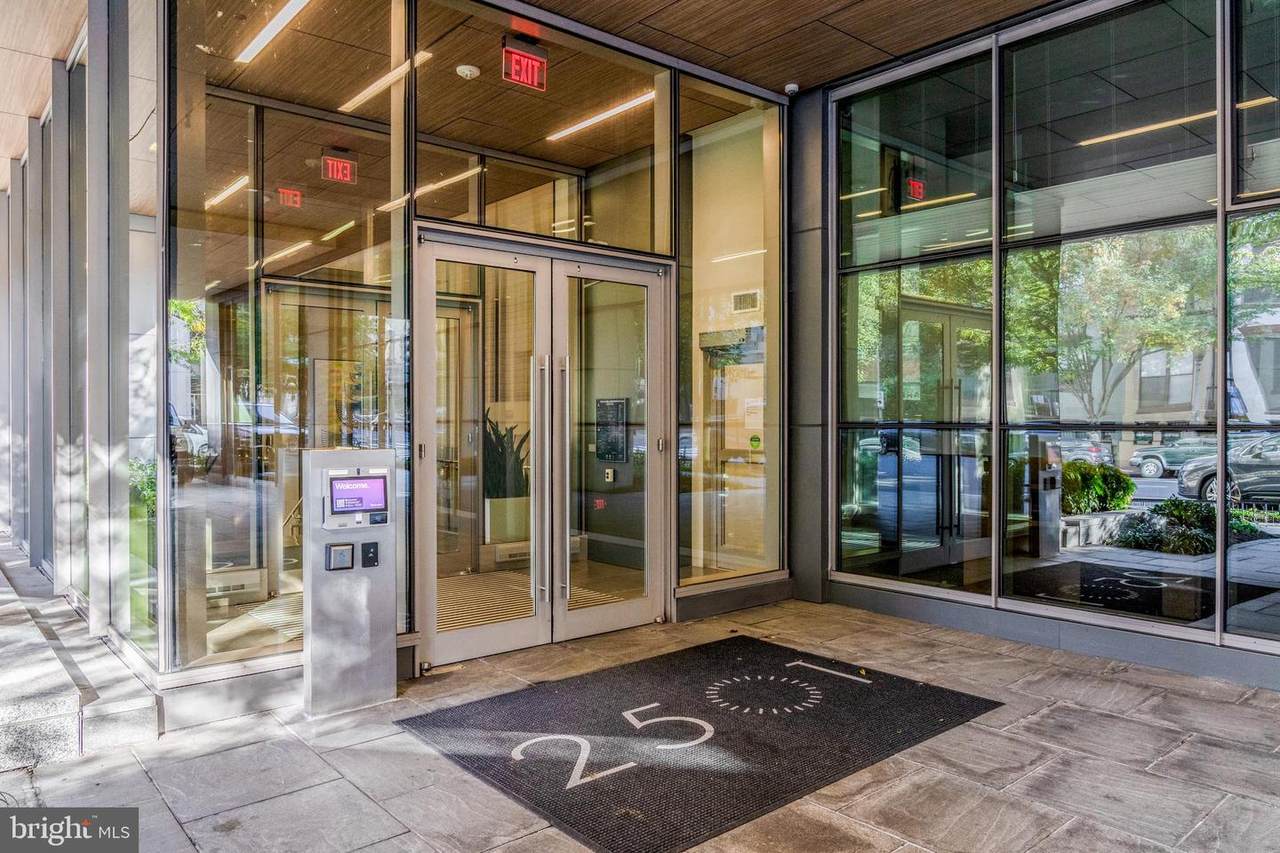 2501 M Street - Photo 1