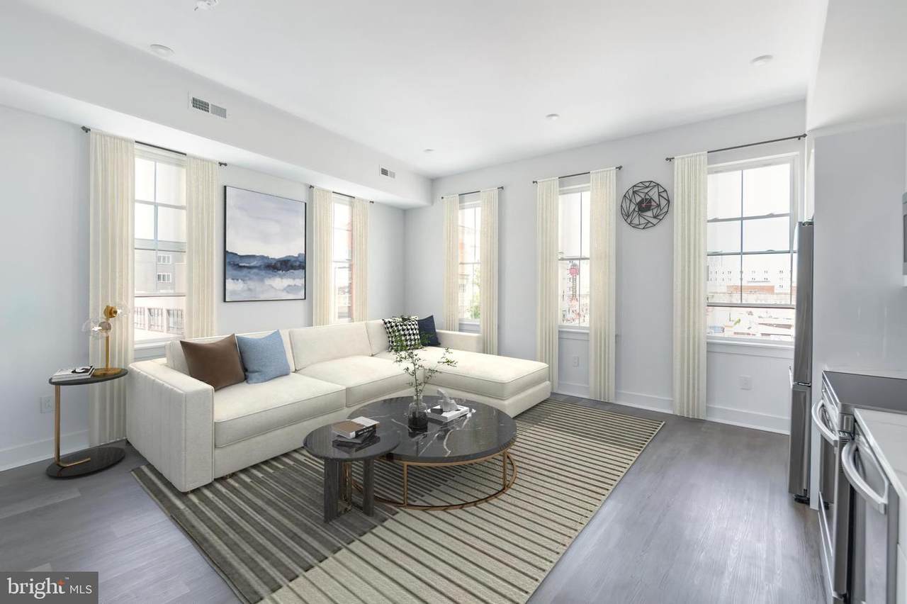 813 Broad Street - Photo 1