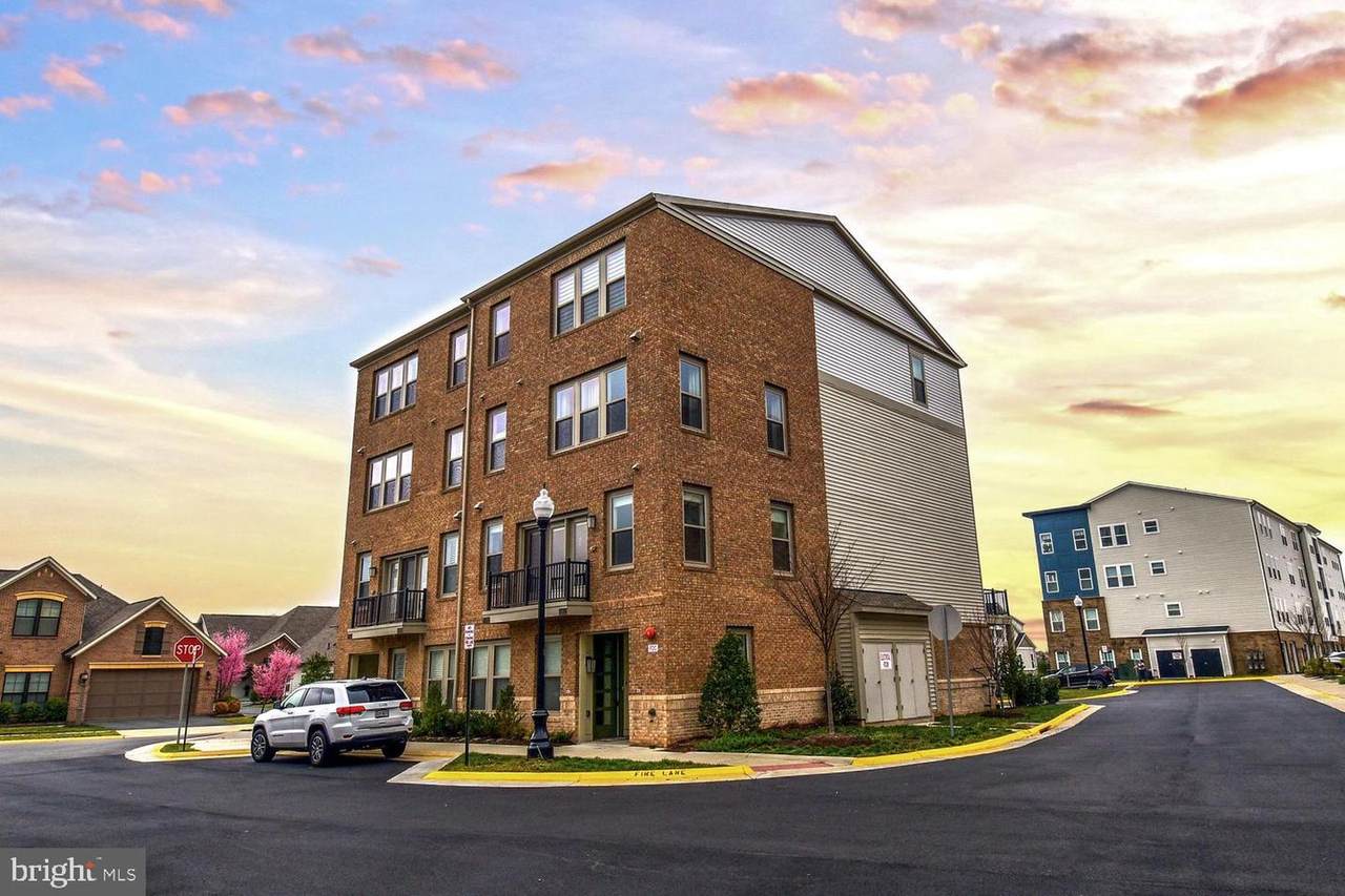 23610 Havelock Walk Terrace - Photo 1