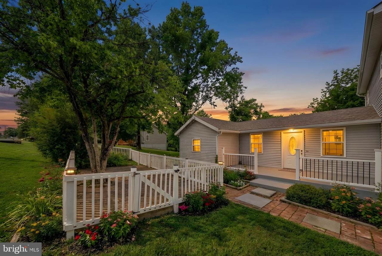 671 Pine Ridge Drive - Photo 1