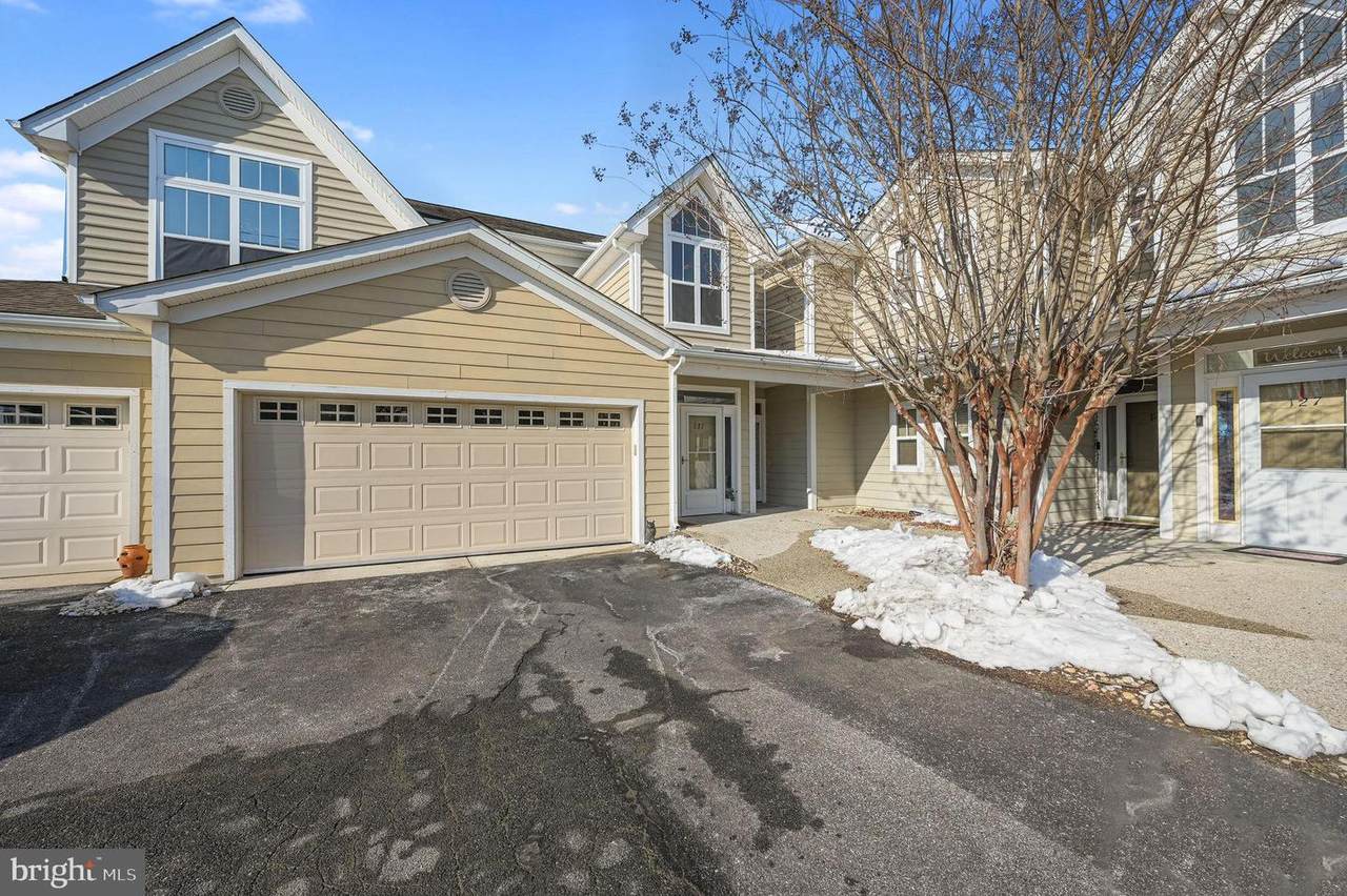 131 Barksdale Court - Photo 1