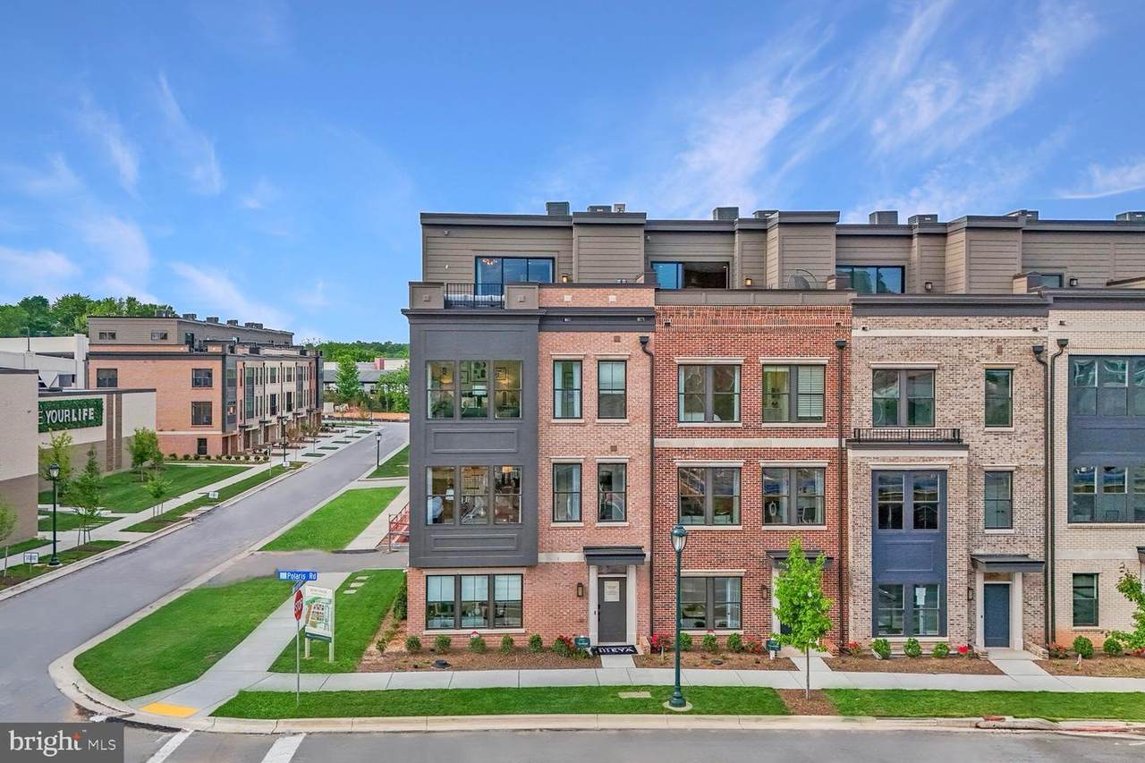 1135 Polaris Road - Photo 1