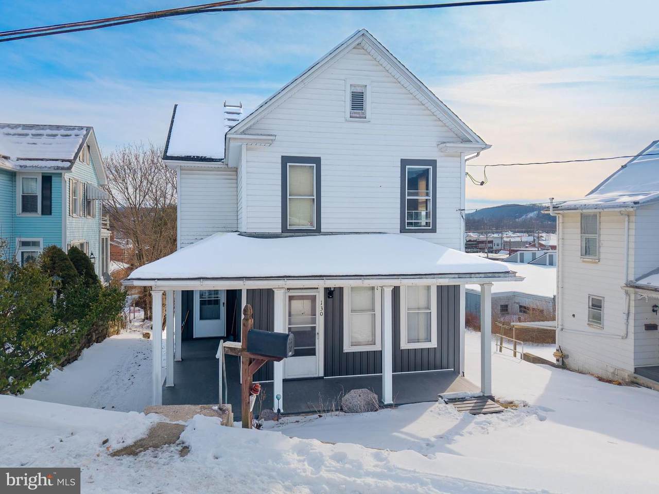130 E 1St Street - Photo 1