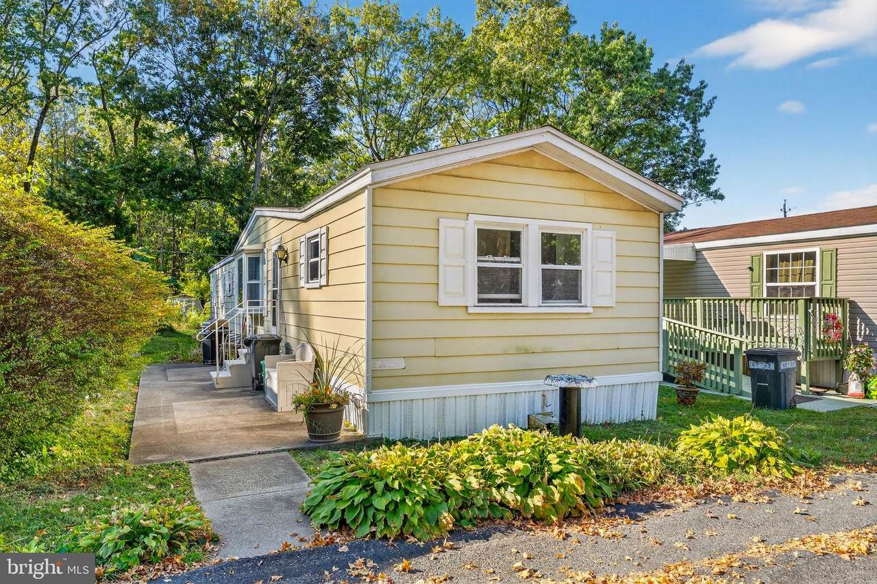 8220 Airport Road - Photo 1