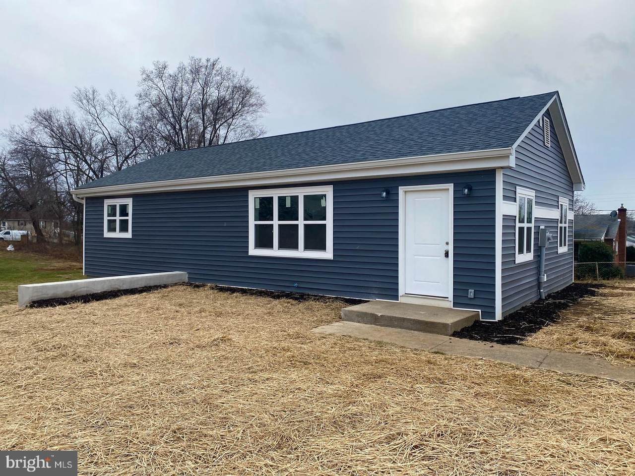 206 14TH Avenue - Photo 1