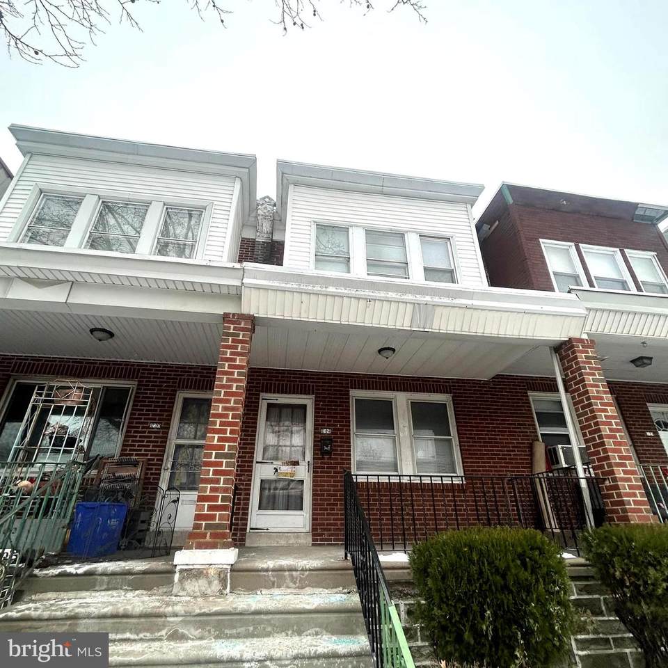 182 Champlost Street - Photo 1