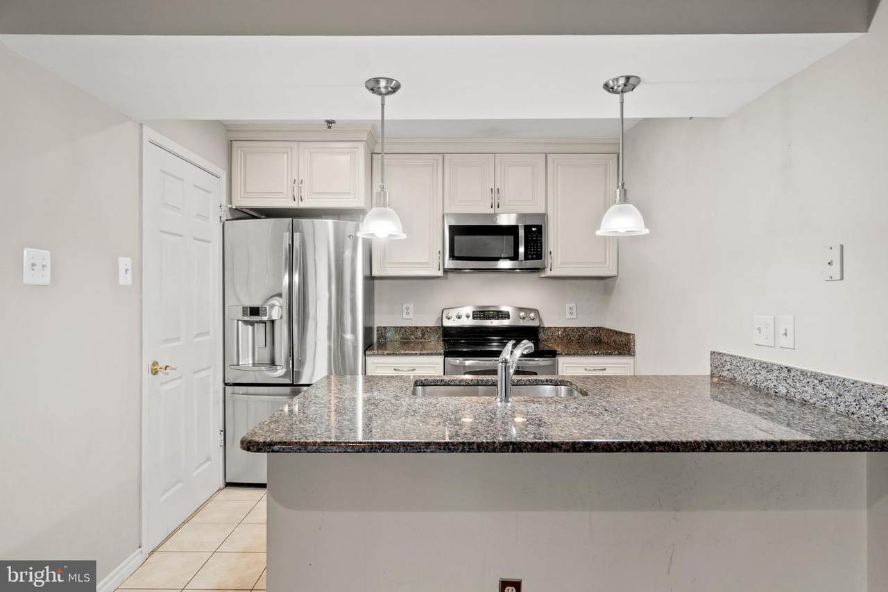 1504 Lincoln Way - Photo 1