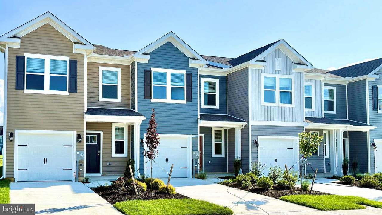 535 Colette Street - Photo 1