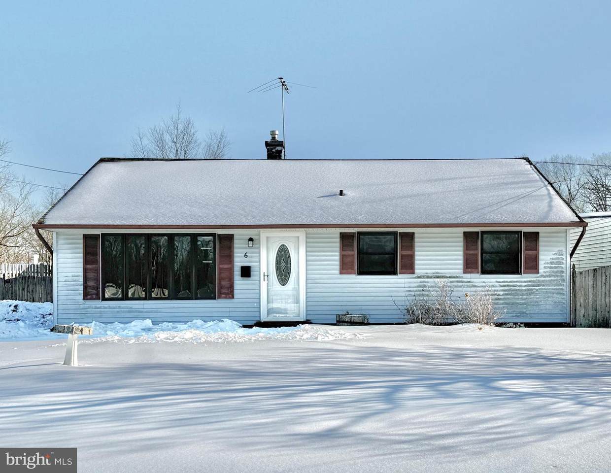 6 Holly Drive - Photo 1